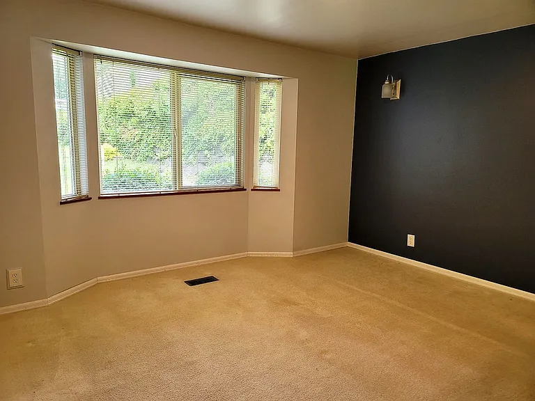 2175 Lynnette Pl NW — Photo 14