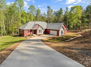 3381 Peninsula Pointe Dr NW, Valdese, NC 28690