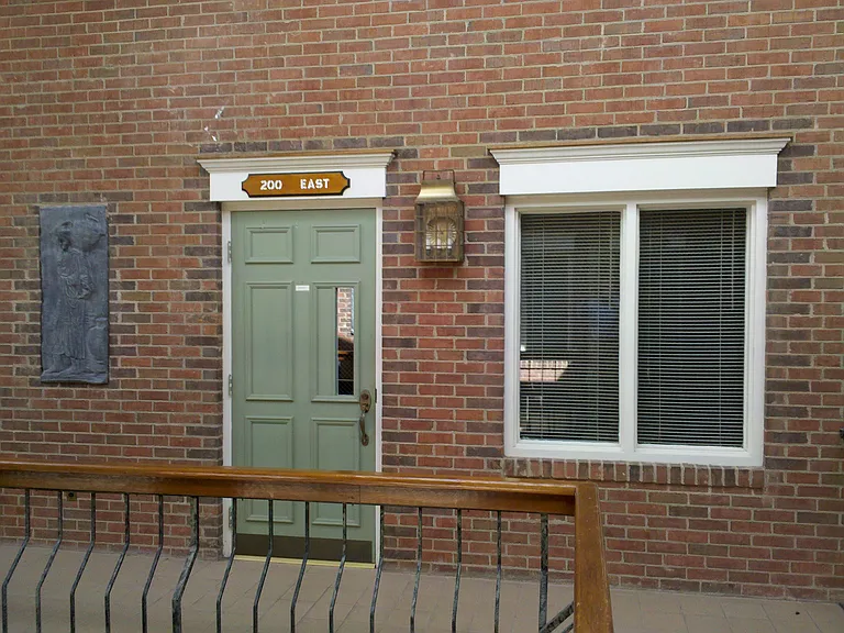 300 W Broome St #200 — Photo 3