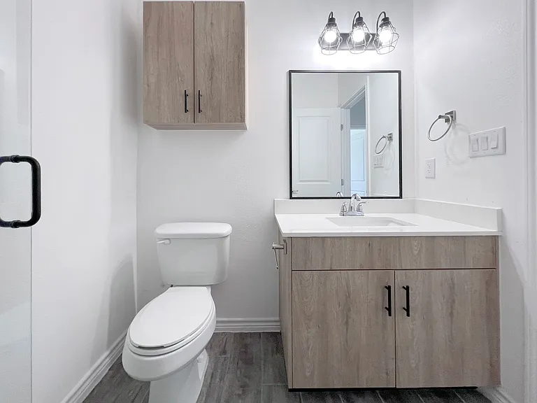 3610 S Veterans Blvd — Photo 14