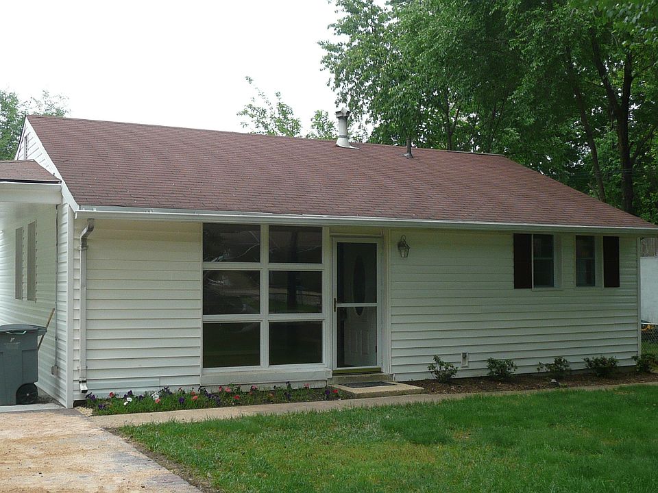 1st image of 3618 Elmwood Dr