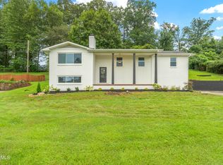 6529 Kanuga Dr, Knoxville, TN 37912