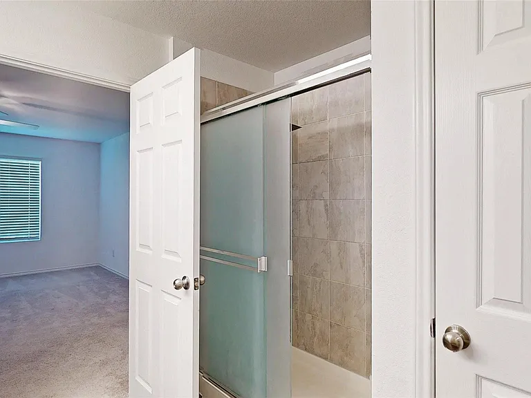 4536 Benham Dr — Photo 17