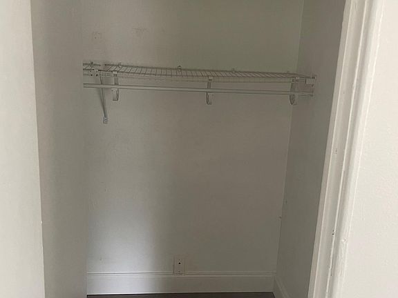 5th image of 501 73rd Ave N