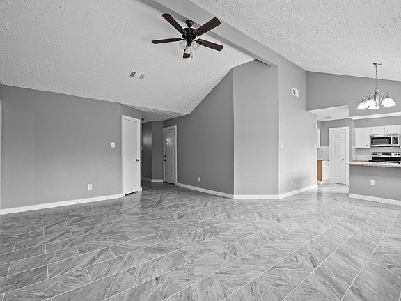 5th image of 8122 Swan Meadow Ln