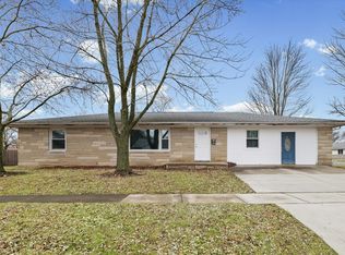 502 S Piatt St, Monticello, IL 61856