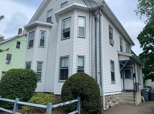 164 Chestnut St #1, Waltham, MA 02453