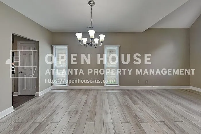 1461 Rosewood Creek Dr — Photo 5