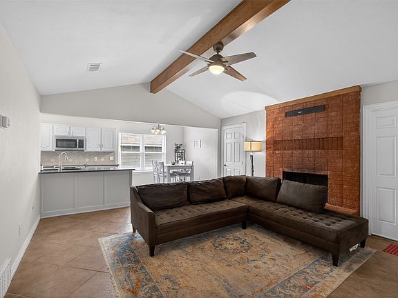 3rd image of 7220 Elderberry Ln