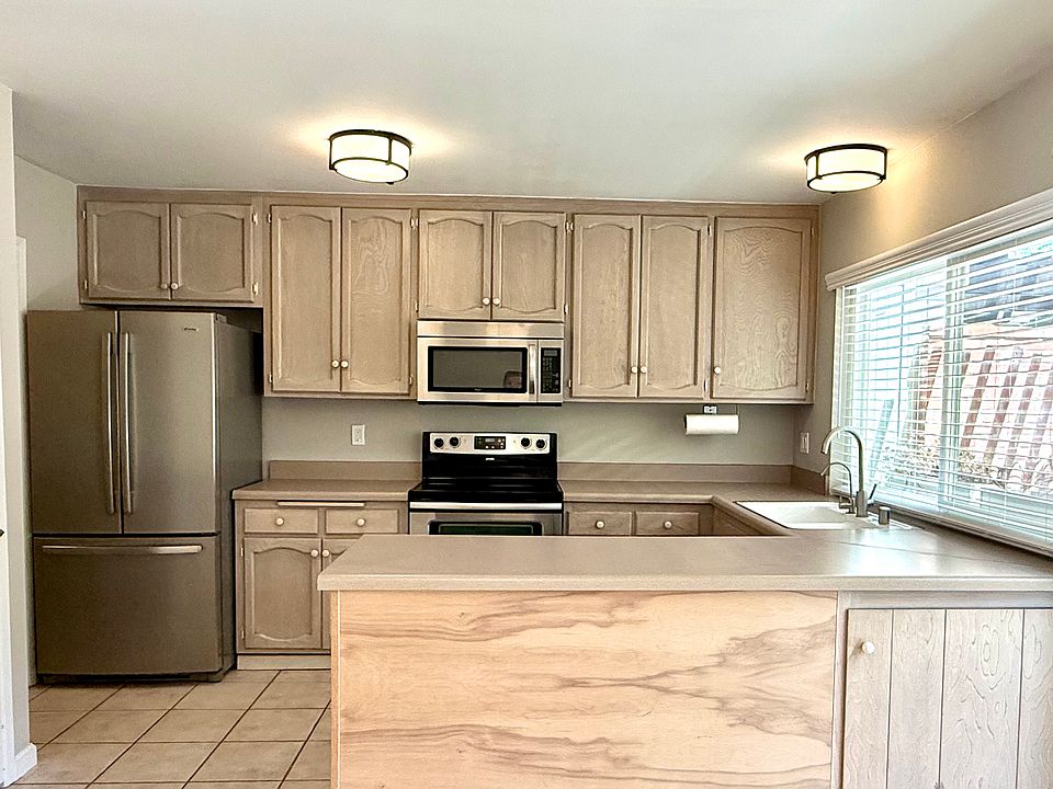 1st image of 11405 Matinal Cir