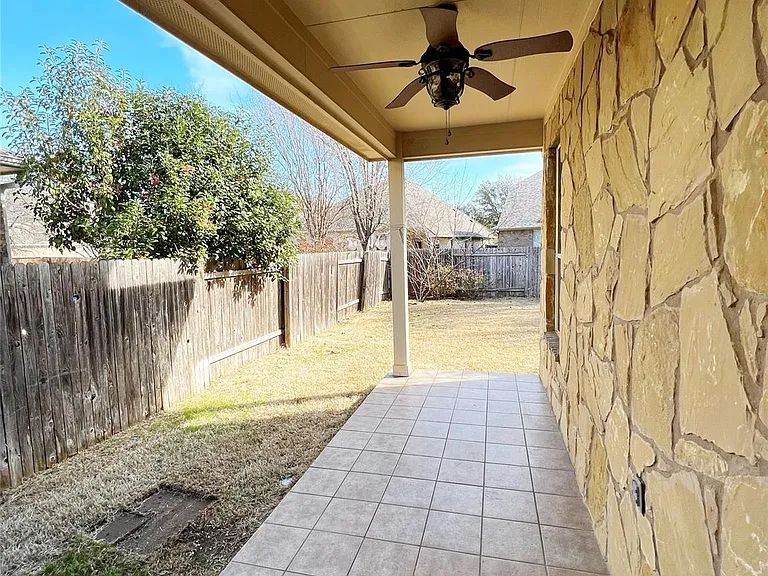 2443 Salorn Way — Photo 26