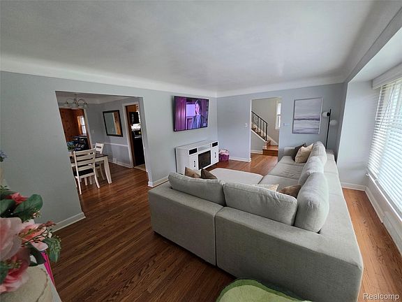 4th image of 31159 Kelly Rd