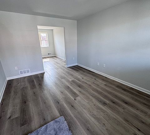 4th image of 7855 Wynbrook Rd