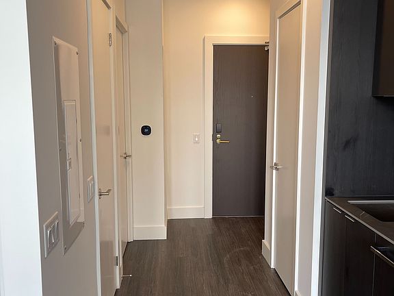 5th image of 6 Greenbriar Rd #224