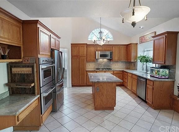 3rd image of 28638 Apricot Pl