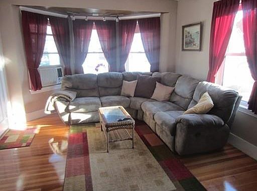 3rd image of 28 Beckett St #2