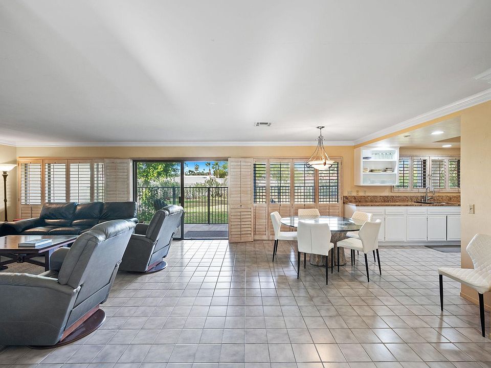 1st image of 78990 Bayside Ct