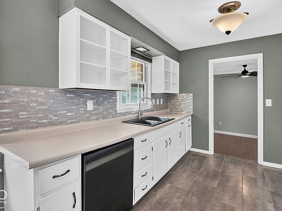 4th image of 10847 E Greendale Dr