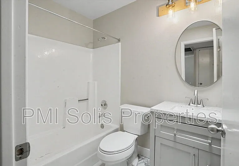 1510 E Taro Ln — Photo 14