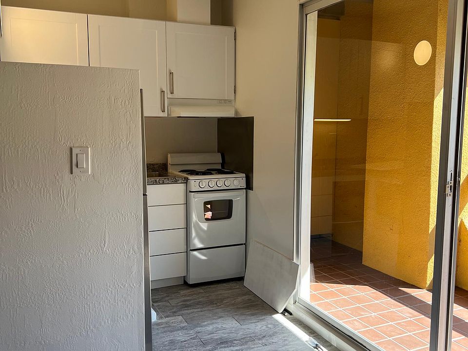 2nd image of 21 Bolinas Rd #21B