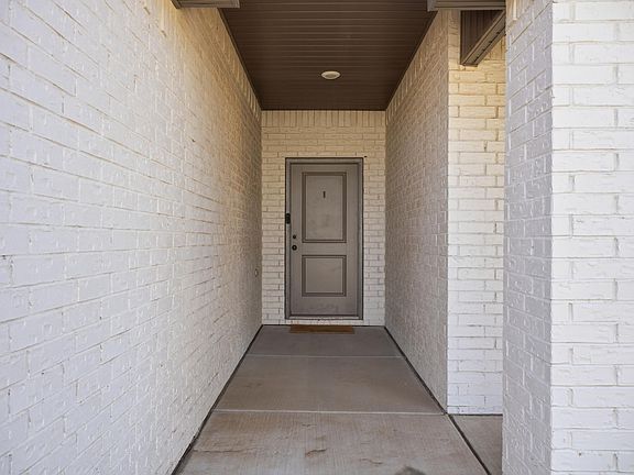 4th image of 2912 Abbeville Ave