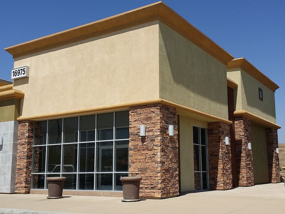 Shops for Lease at Sierra Lakes in Fontana
