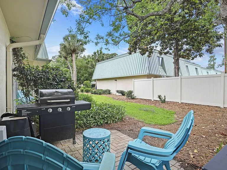 32 S Forest Beach Dr #59 — Photo 22
