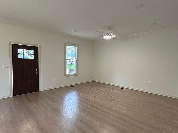 5th image of 403 S Locust St