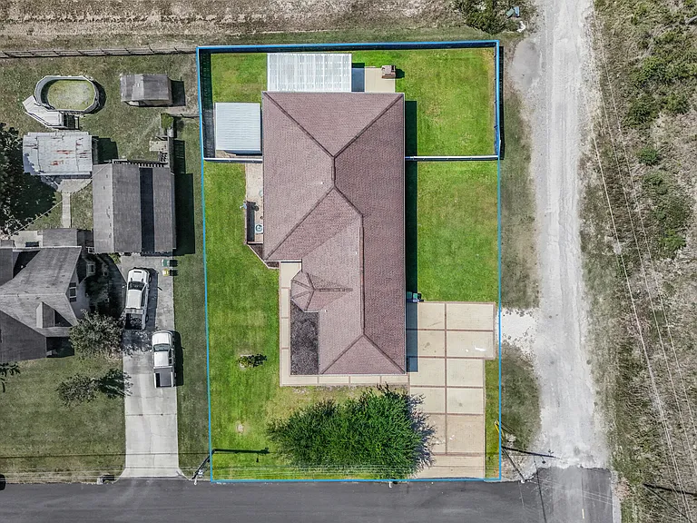 15301 Parker Rd — Photo 58