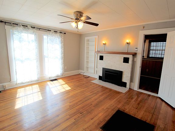 5th image of 47 N High St #3B-1Ba