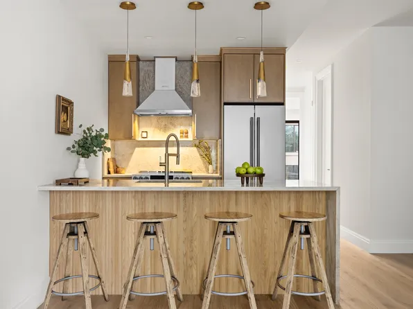 354 Dean Street image 3 of 9