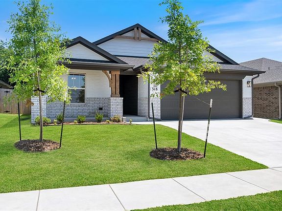 2nd image of 318 Park Ln