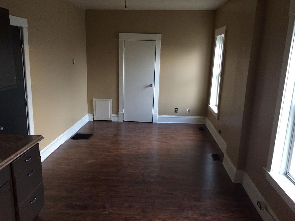 2nd image of 1701 E 29th St APT 2