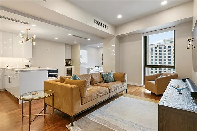 2 Canal St #2209 — Photo 4