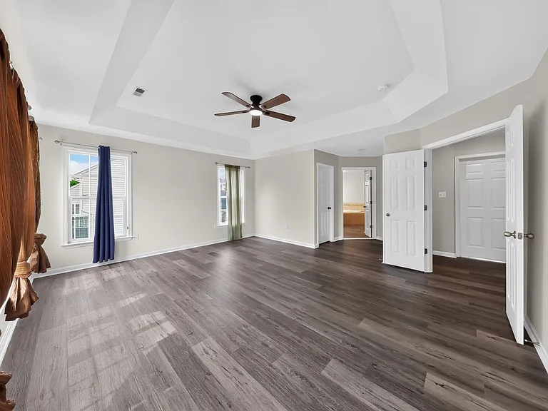 110 Plymouth Pl — Photo 5