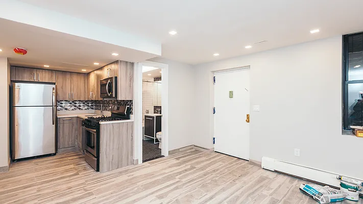 Rented by Nooklyn NYC LLC | media 7