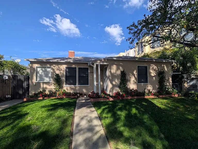 1007 Pacific St — Photo 10