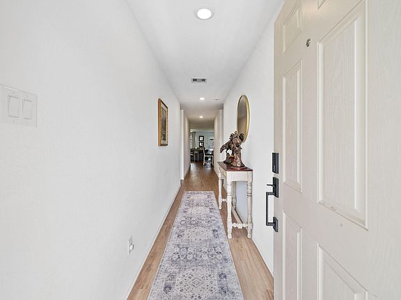 4th image of 9410 Songlark Crest Dr
