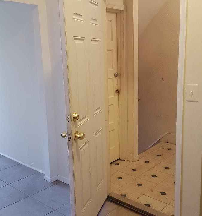 2nd image of 5115 N 13th St Floor 2