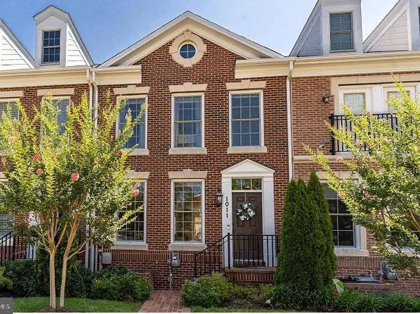 1011 N Kensington St, Arlington, VA 22205