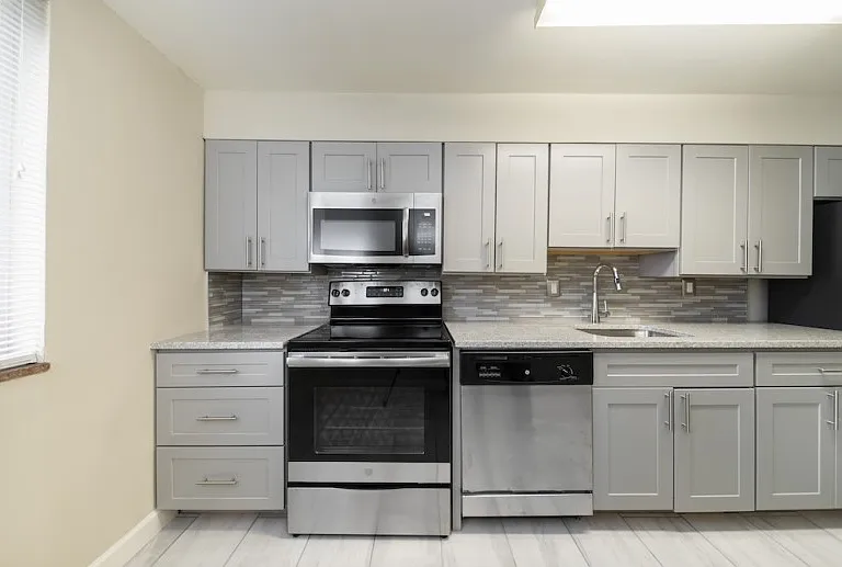 401 Shady Ave #C204 — Photo 8