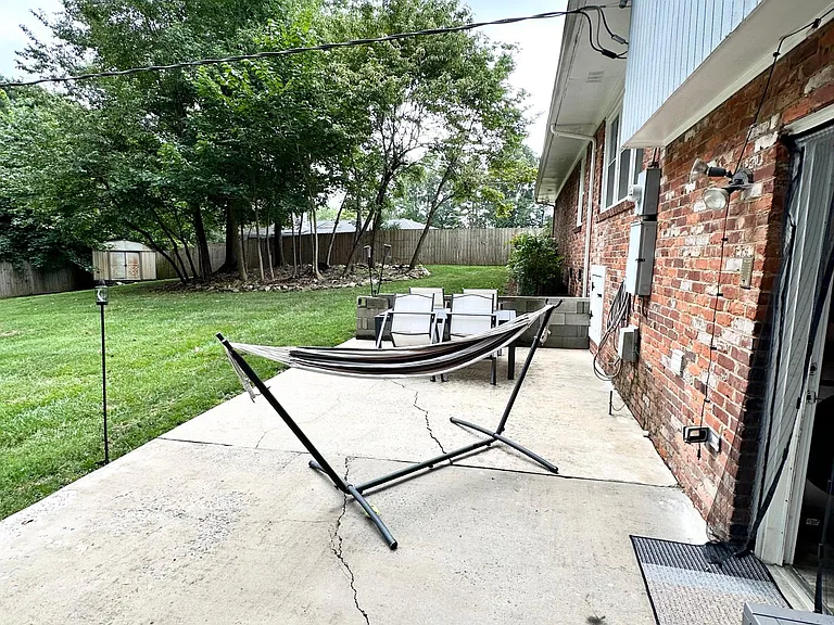 1700 W Laporte Dr — Photo 33