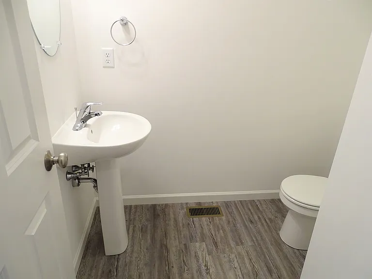 12 Glenbrook Ct — Photo 5