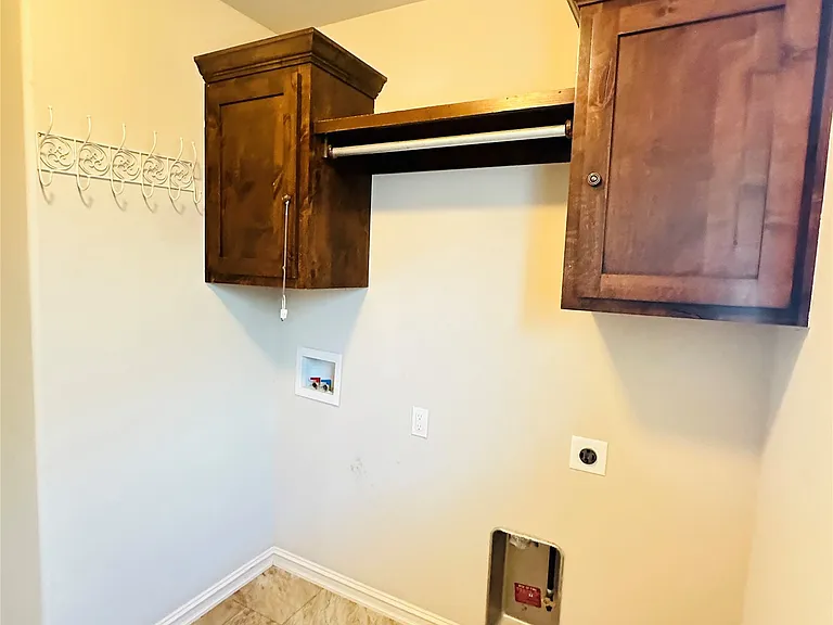 8111 N 75th East Ave — Photo 39
