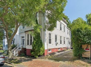 92 Pleasant St, Portland, ME 04101