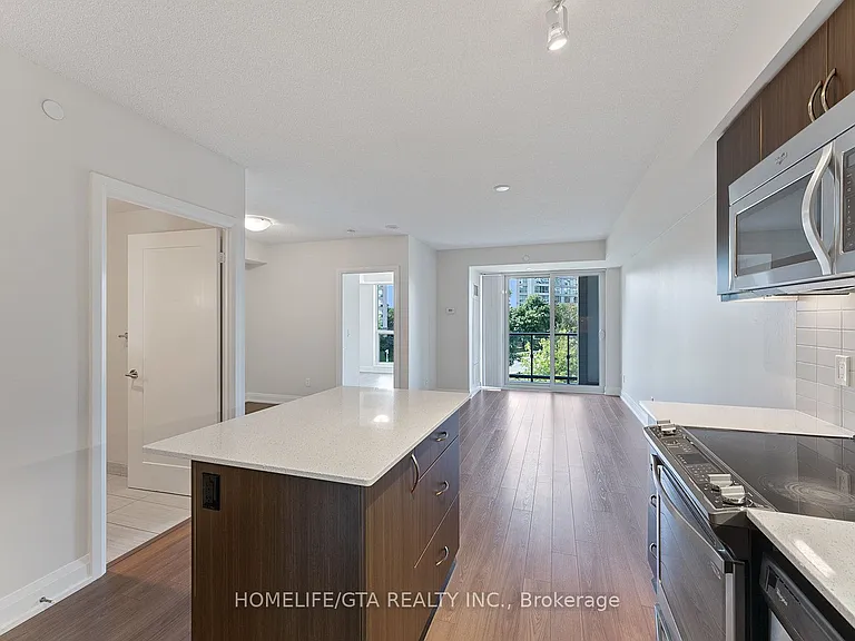 18 Graydon Hall Dr #904 — Photo 9