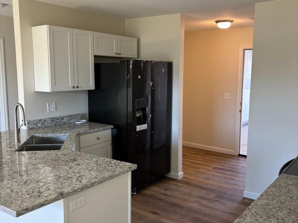 (undisclosed Address), Salina, KS 67401