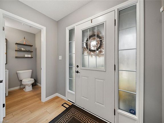 5th image of 4 Basswood Rd