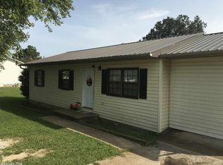 701 Laman St, Cave City, AR 72521