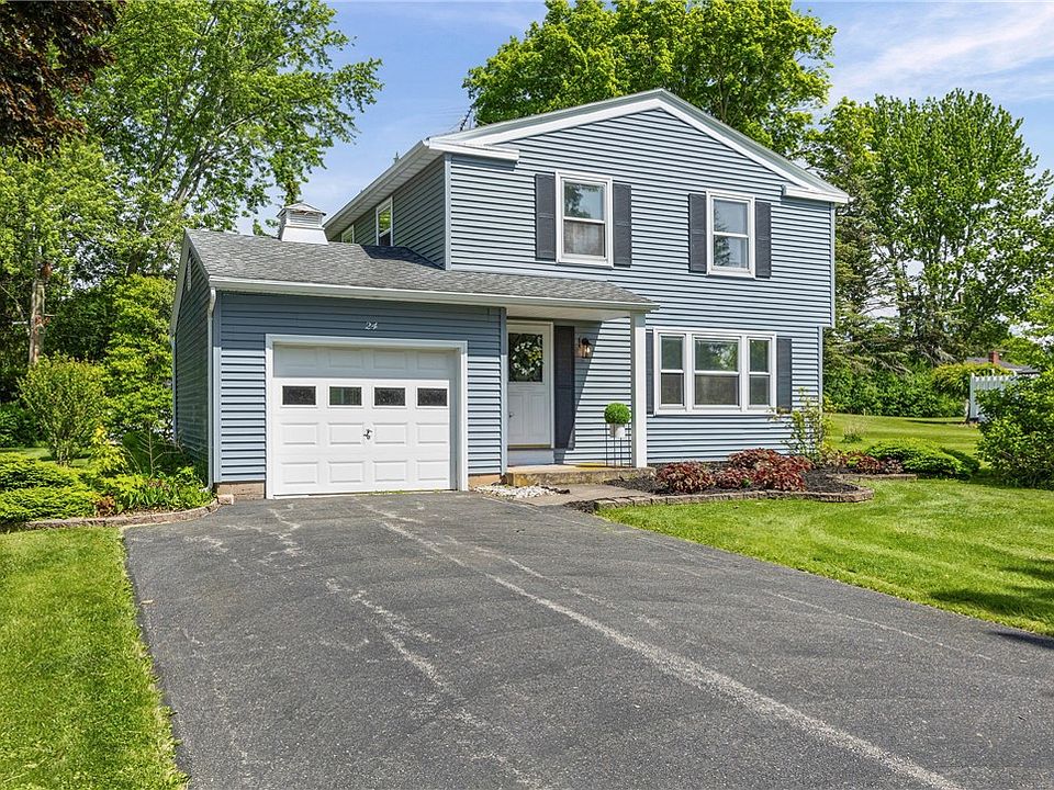 1st image of 24 Sunridge Dr
